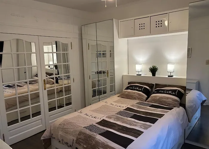 Apartman Charming Parisian Pied-a-terre!