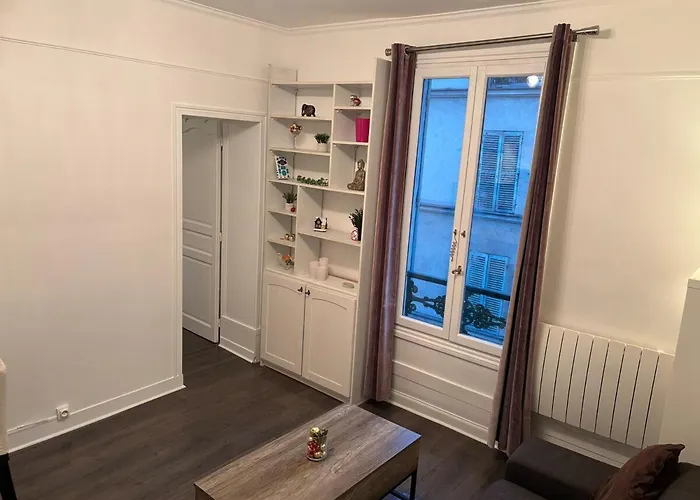 Charming Parisian Pied-a-terre!